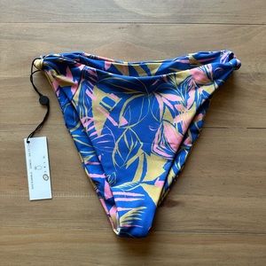 NWT | SKATIE x Salty Blonde - Salty Bottoms- Anguilla